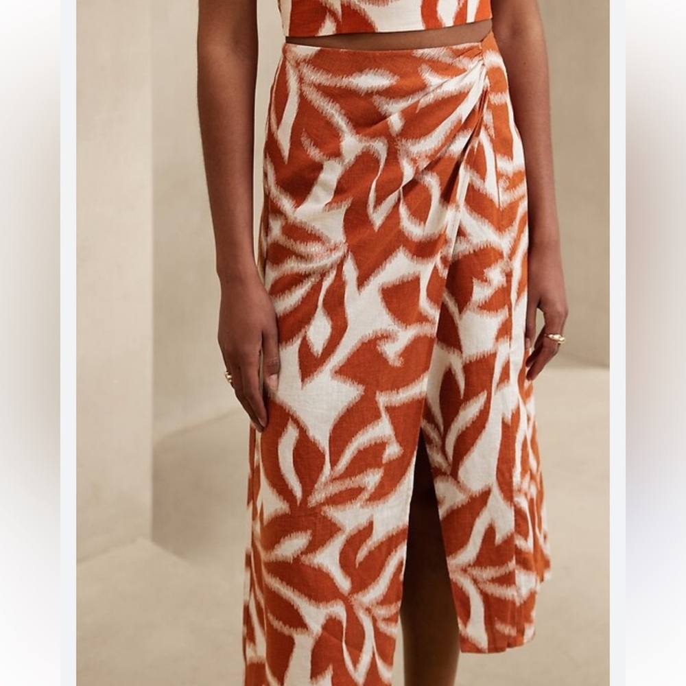Banana Republic Skirt and Crop Tank Set - NWT - Picture 3 of 6